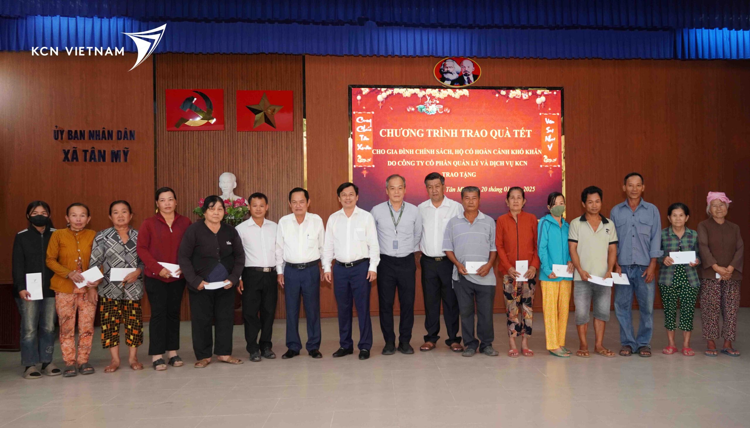 KCN VIETNAM CONTRIBUTES IN TET GIFT-GIVING PROGRAM TO NEEDY HOUSEHOLDS IN LONG AN